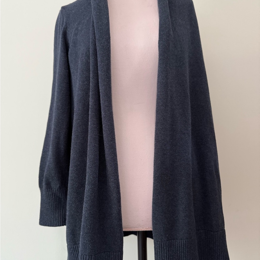 CABI “Victoria” navy blue 100% cotton cardigan sweater in size medium - Picture 2 of 11